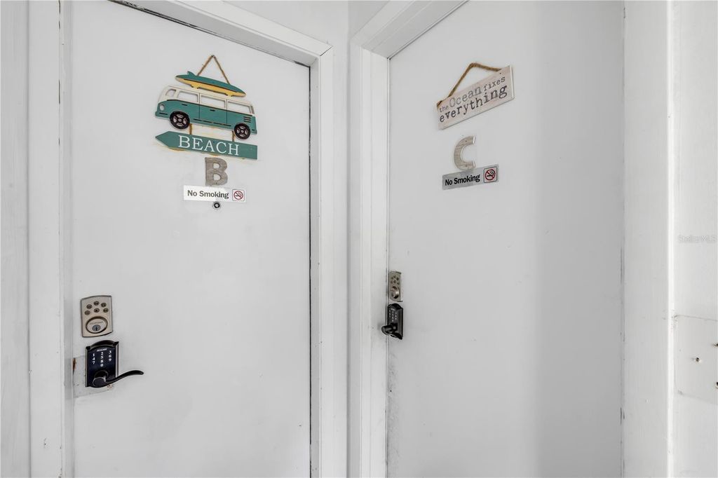 Image 24 of property listing at 200 LIVE OAK STREET, New Smyrna Beach, FL 32168