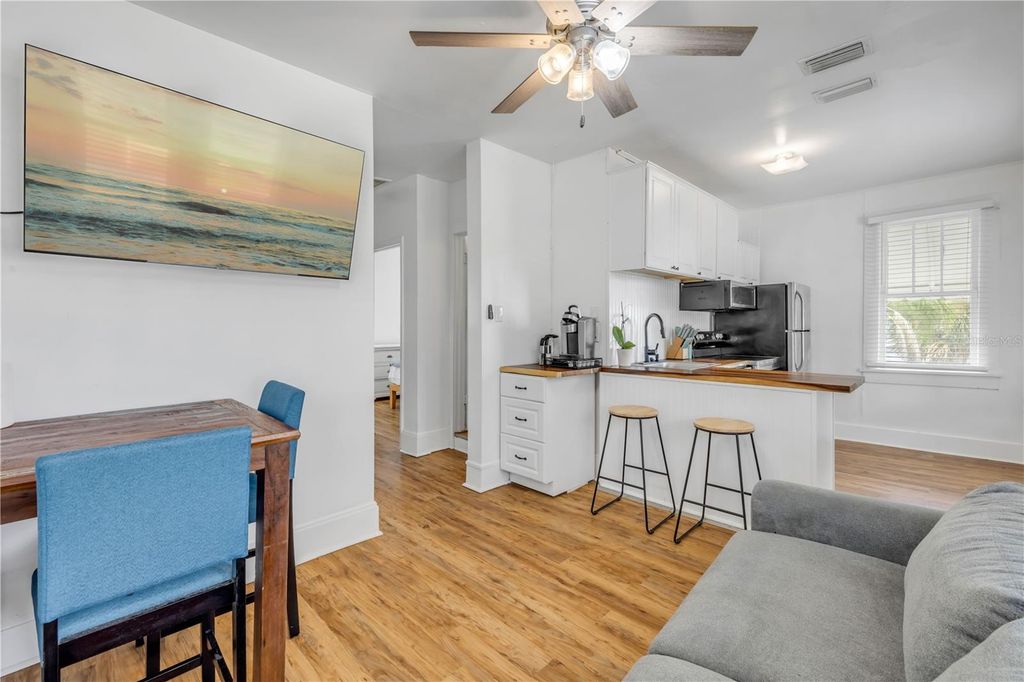 Image 32 of property listing at 200 LIVE OAK STREET, New Smyrna Beach, FL 32168