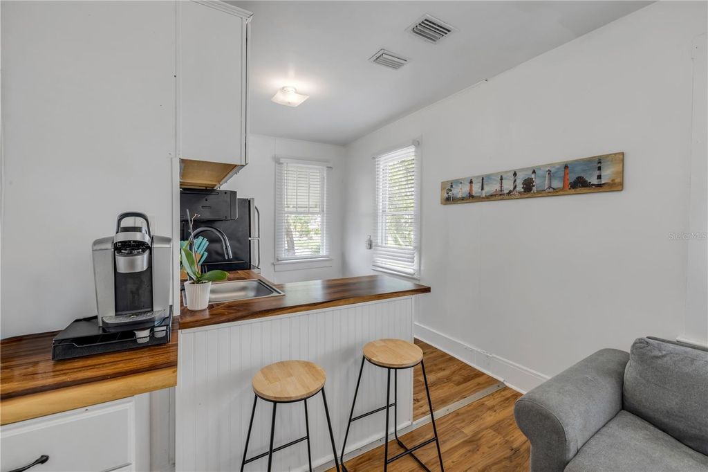 Image 33 of property listing at 200 LIVE OAK STREET, New Smyrna Beach, FL 32168