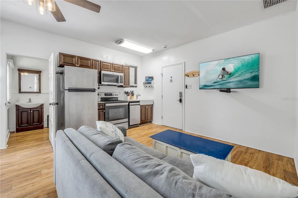 Image 40 of property listing at 200 LIVE OAK STREET, New Smyrna Beach, FL 32168