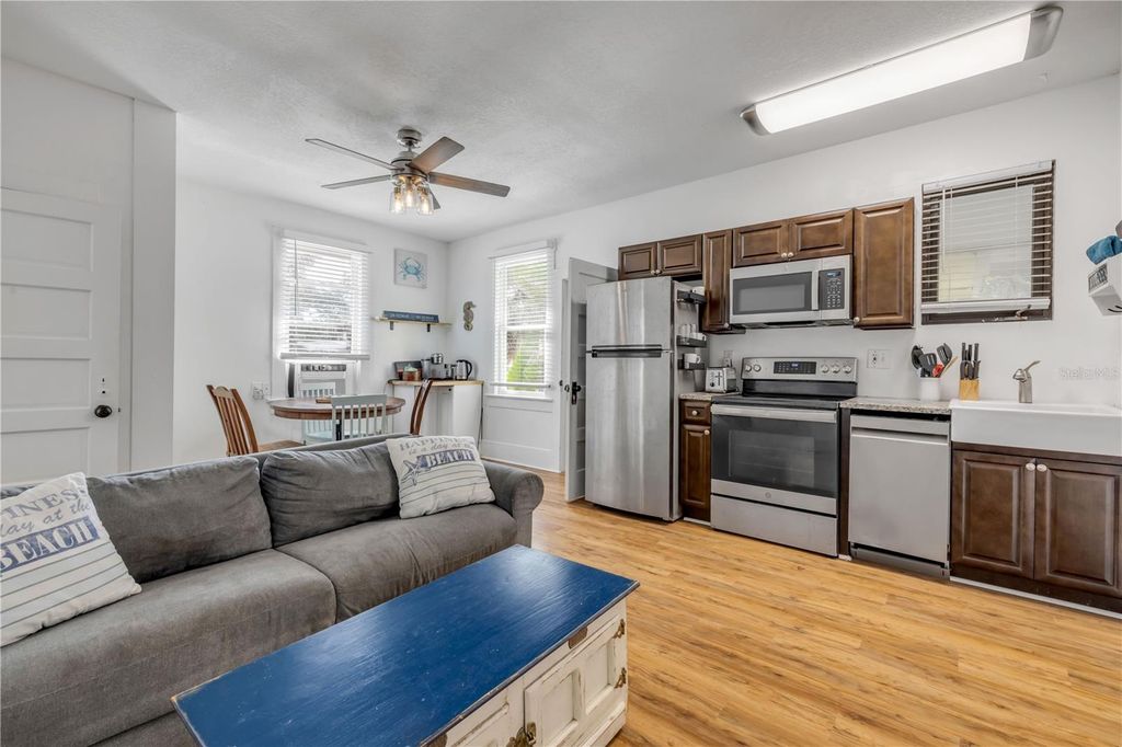 Image 41 of property listing at 200 LIVE OAK STREET, New Smyrna Beach, FL 32168
