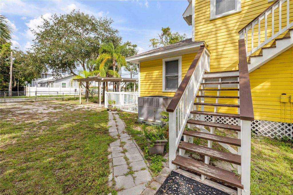 Image 58 of property listing at 200 LIVE OAK STREET, New Smyrna Beach, FL 32168