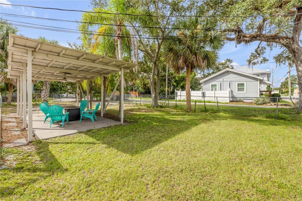 Image 63 of property listing at 200 LIVE OAK STREET, New Smyrna Beach, FL 32168