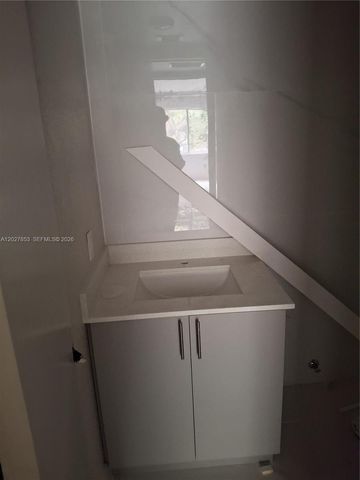 13480 NE 6th Ave 207, North Miami, FL 33161