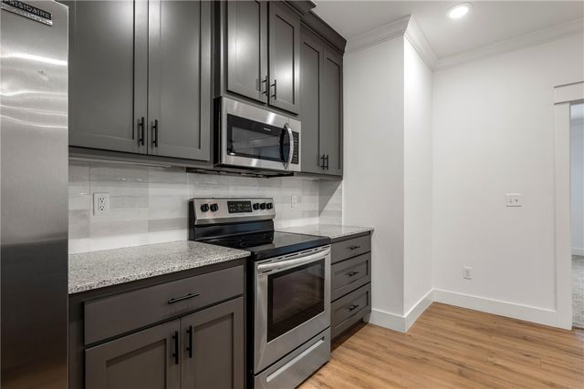 1610 S 17th Place, Rogers, AR 72758