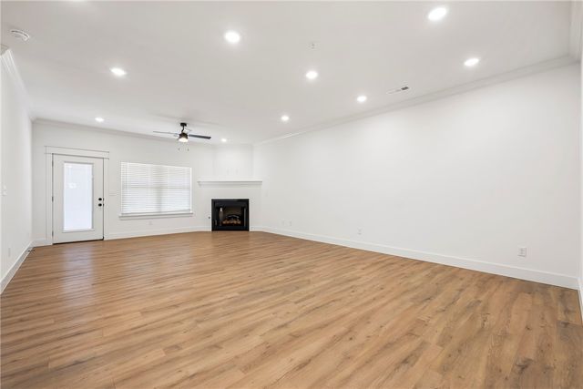 1610 S 17th Place, Rogers, AR 72758