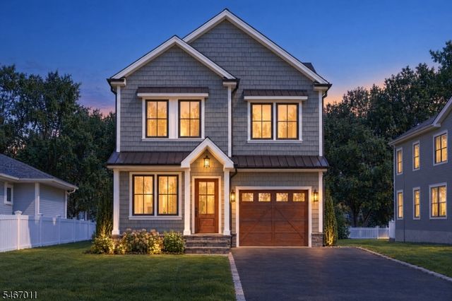 12 Weston Ave, Chatham Boro, NJ 07928