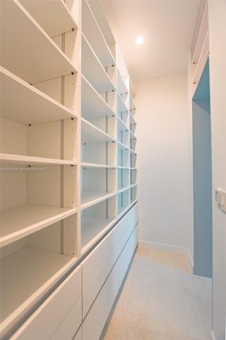 9840 SW 73rd Ct, Pinecrest, FL 33156