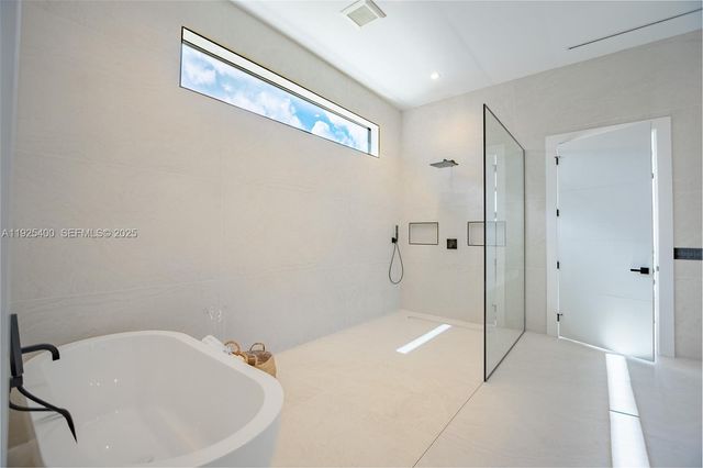 9840 SW 73rd Ct, Pinecrest, FL 33156