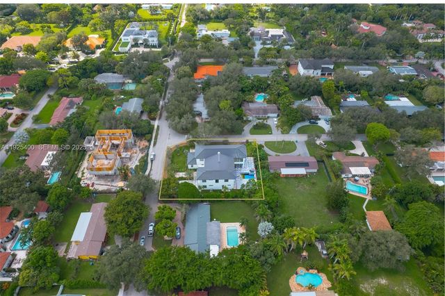 9840 SW 73rd Ct, Pinecrest, FL 33156