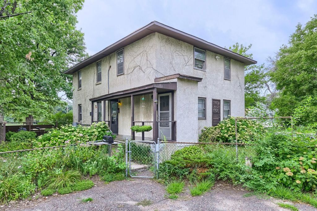 6520 Brooklyn Boulevard, Brooklyn Center, MN 55429