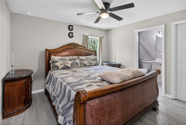 12 GUAVA TERRACE RADIAL, Ocklawaha, FL 32179