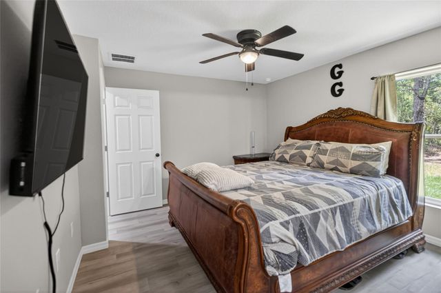 12 GUAVA TERRACE RADIAL, Ocklawaha, FL 32179