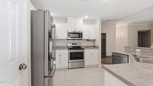 7526 N Gainer Bayou Road, Southport, FL 32409