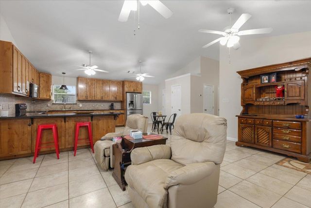 297 Robins WAY, Wimberley, TX 78676