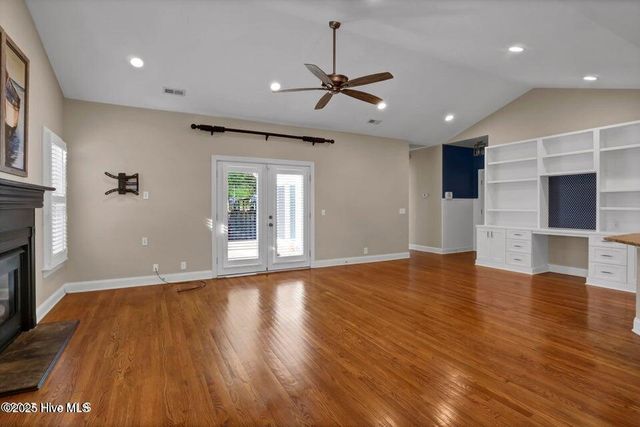 5622 Shell Road Village Drive, Wilmington, NC 28403