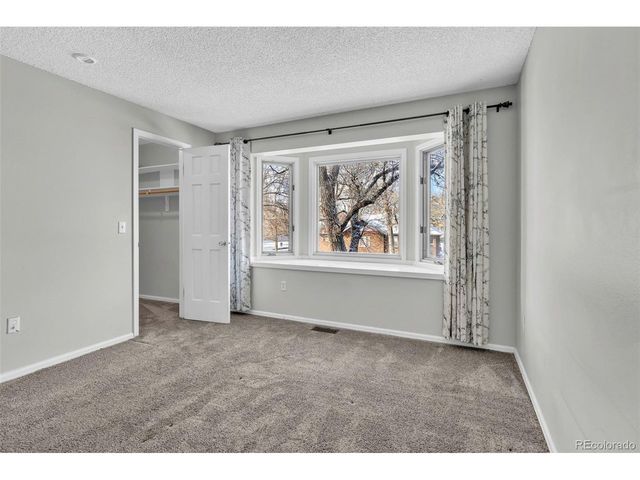 400 Emery St 202, Longmont, CO 80501