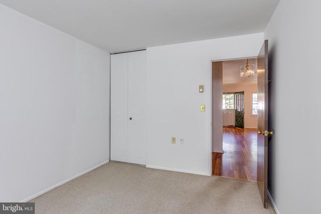 10 GRAMERCY PL, Southampton, NJ 08088