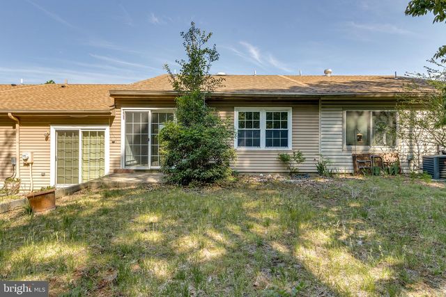10 GRAMERCY PL, Southampton, NJ 08088