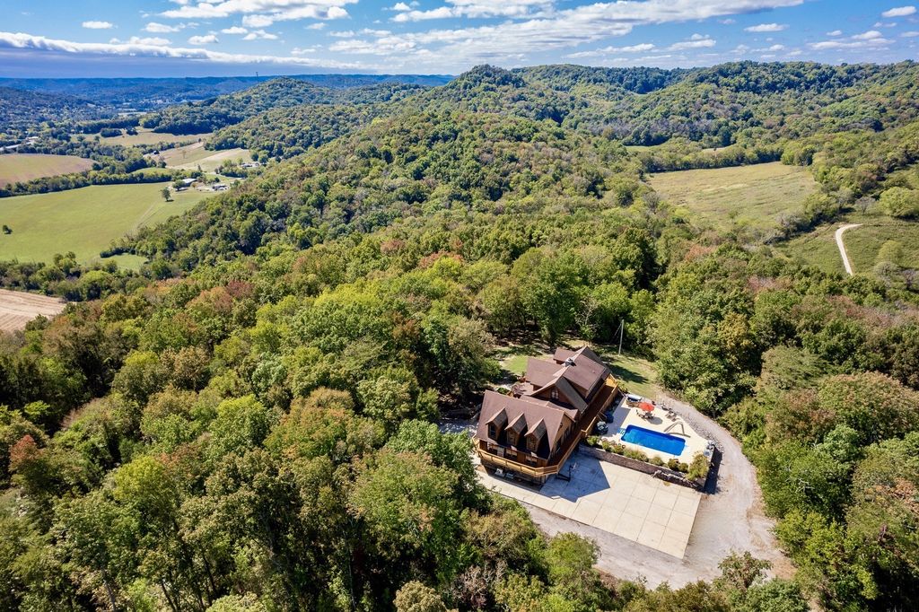 469 Theas Way, Liberty, TN 37095