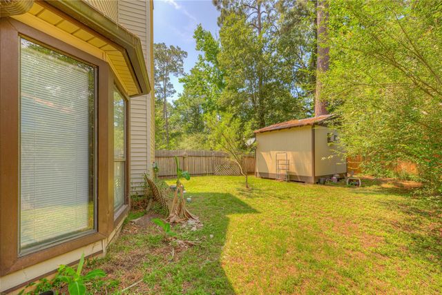 647 Moose Drive, Onalaska, TX 77360