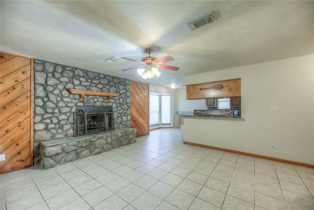 647 Moose Drive, Onalaska, TX 77360