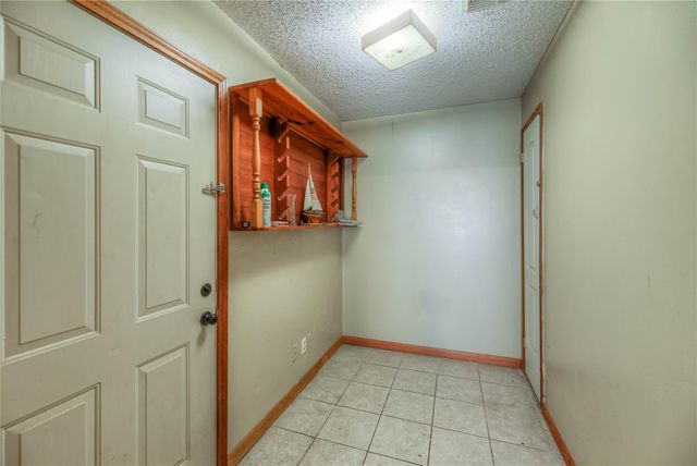 647 Moose Drive, Onalaska, TX 77360