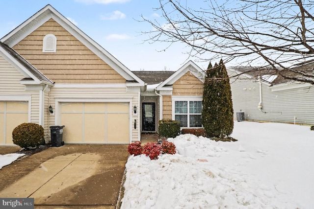 257 LONG POINT DR, Fredericksburg, VA 22406