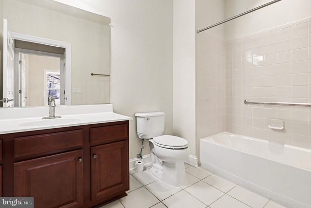 257 LONG POINT DR, Fredericksburg, VA 22406