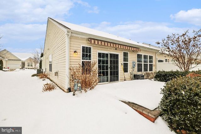 257 LONG POINT DR, Fredericksburg, VA 22406