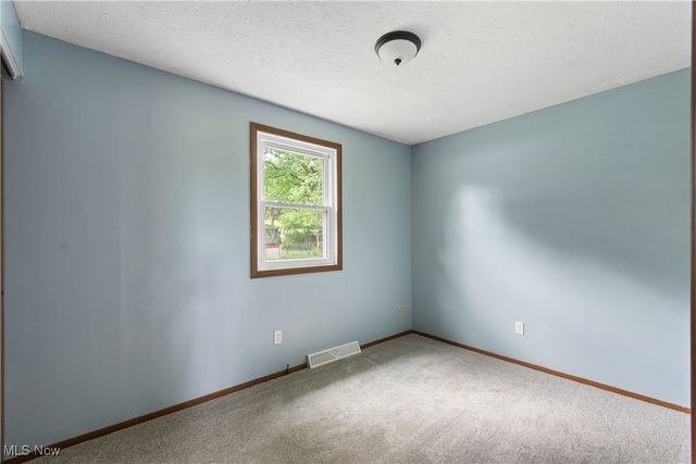 8132 Arlington Avenue NW, North Canton, OH 44720