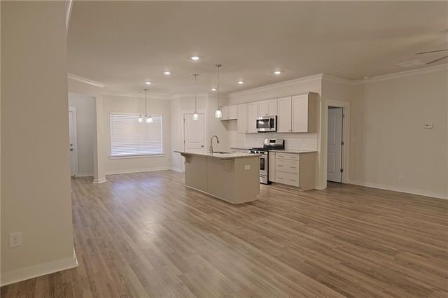 2927 RAMBLER Drive, Loganville, GA 30052