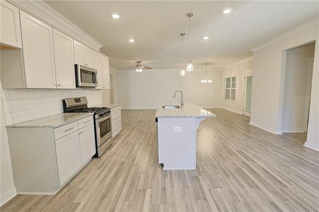 2927 RAMBLER Drive, Loganville, GA 30052