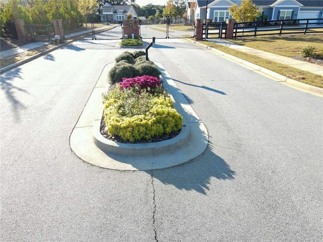 2927 RAMBLER Drive, Loganville, GA 30052