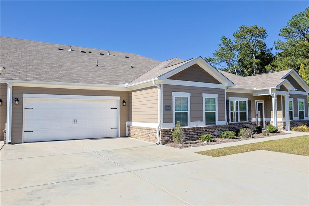 2927 RAMBLER Drive, Loganville, GA 30052