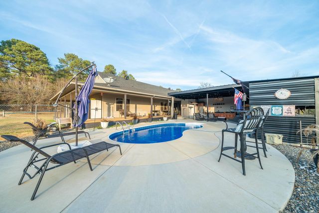 2003 N Moore, Hot Springs, AR 71913