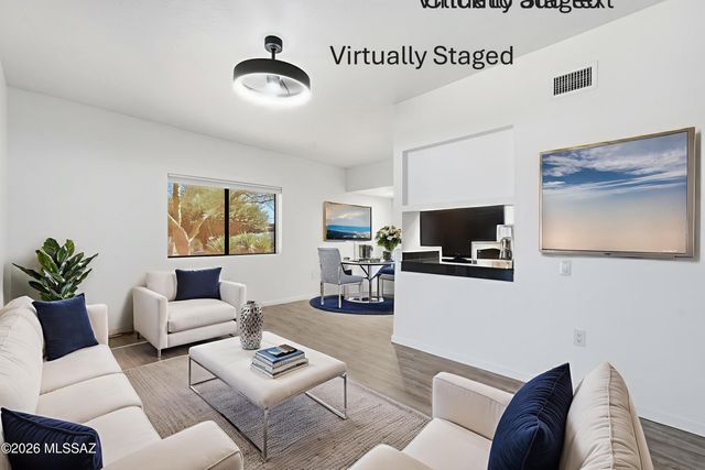 1456 W Desert Hills Drive, Green Valley, AZ 85622