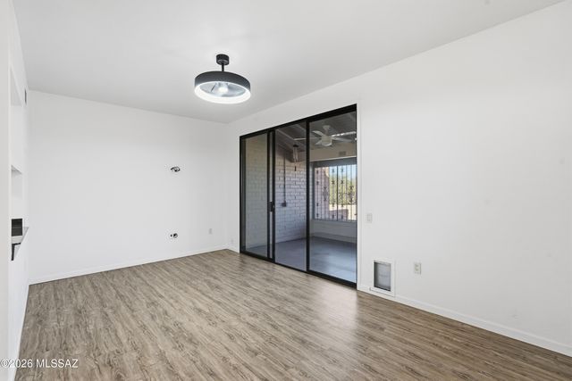 1456 W Desert Hills Drive, Green Valley, AZ 85622