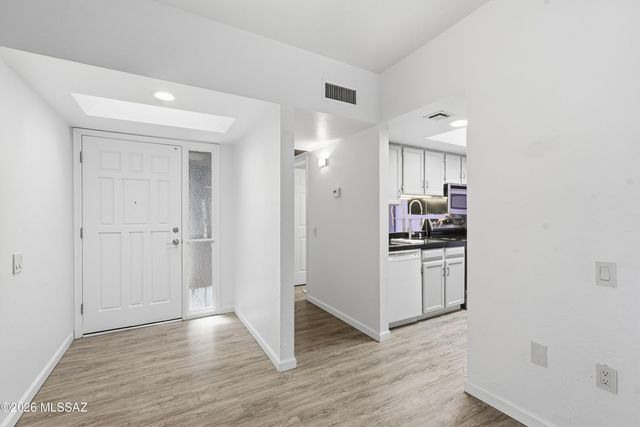 1456 W Desert Hills Drive, Green Valley, AZ 85622