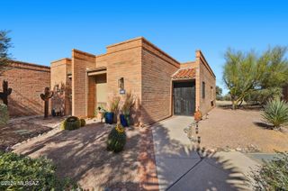 1456 W Desert Hills Drive, Green Valley, AZ 85622