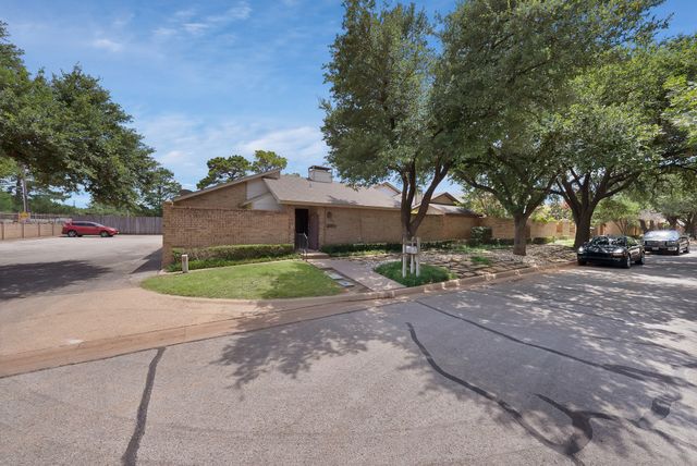 2004 Winter Sunday Way, Arlington, TX 76012