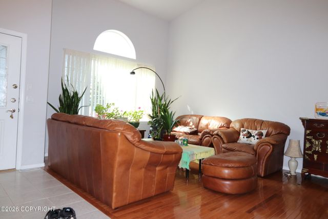 10006 Explorer Circle, Anchorage, AK 99515