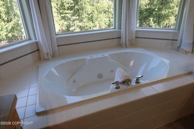 10006 Explorer Circle, Anchorage, AK 99515