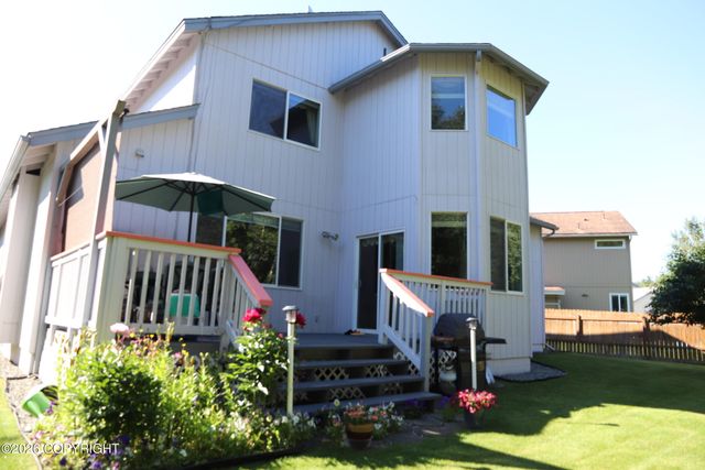10006 Explorer Circle, Anchorage, AK 99515