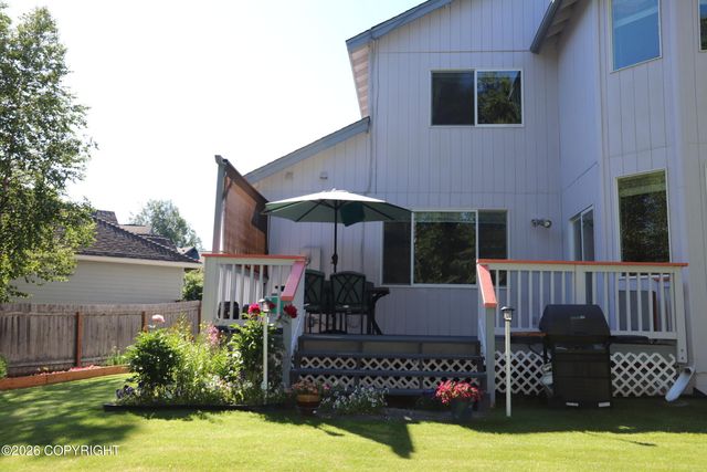 10006 Explorer Circle, Anchorage, AK 99515