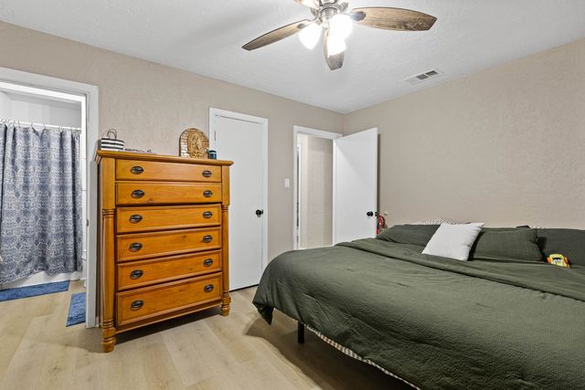 413 W HUGHES ST, Longview, TX 75662