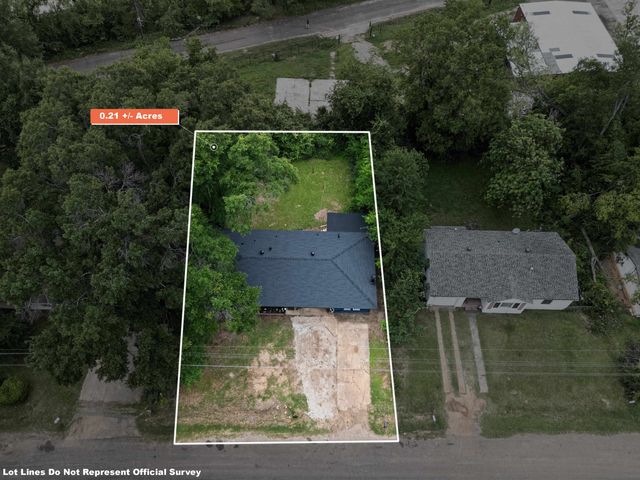 413 W HUGHES ST, Longview, TX 75662