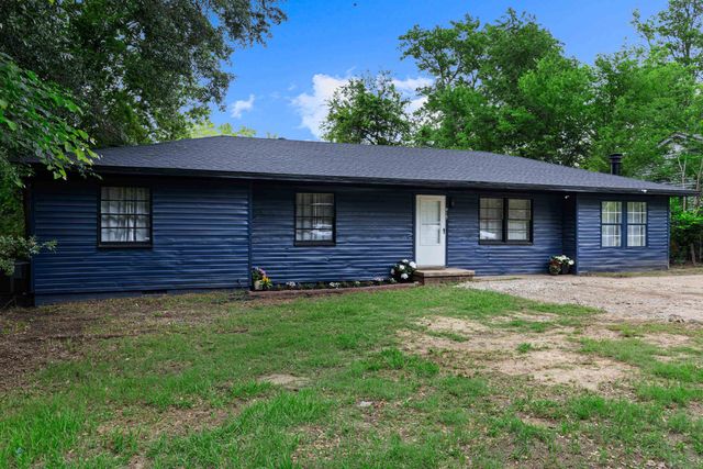 413 W HUGHES ST, Longview, TX 75662