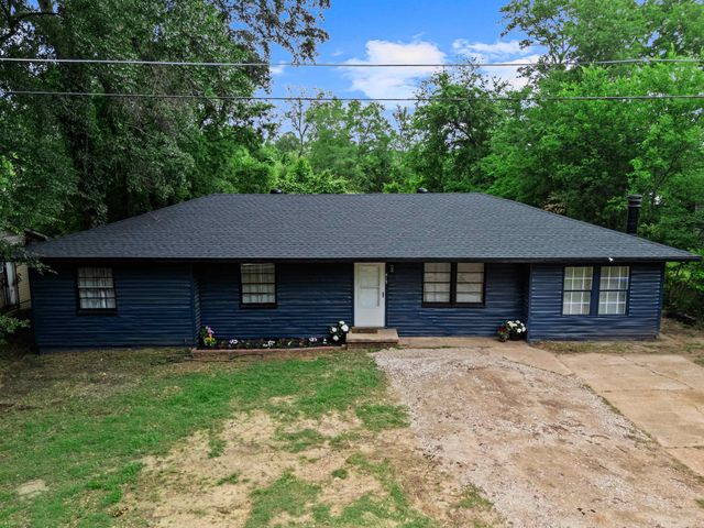 413 W HUGHES ST, Longview, TX 75662