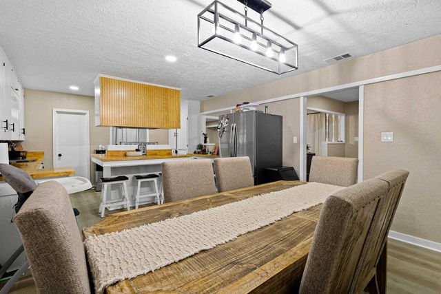 413 W HUGHES ST, Longview, TX 75662